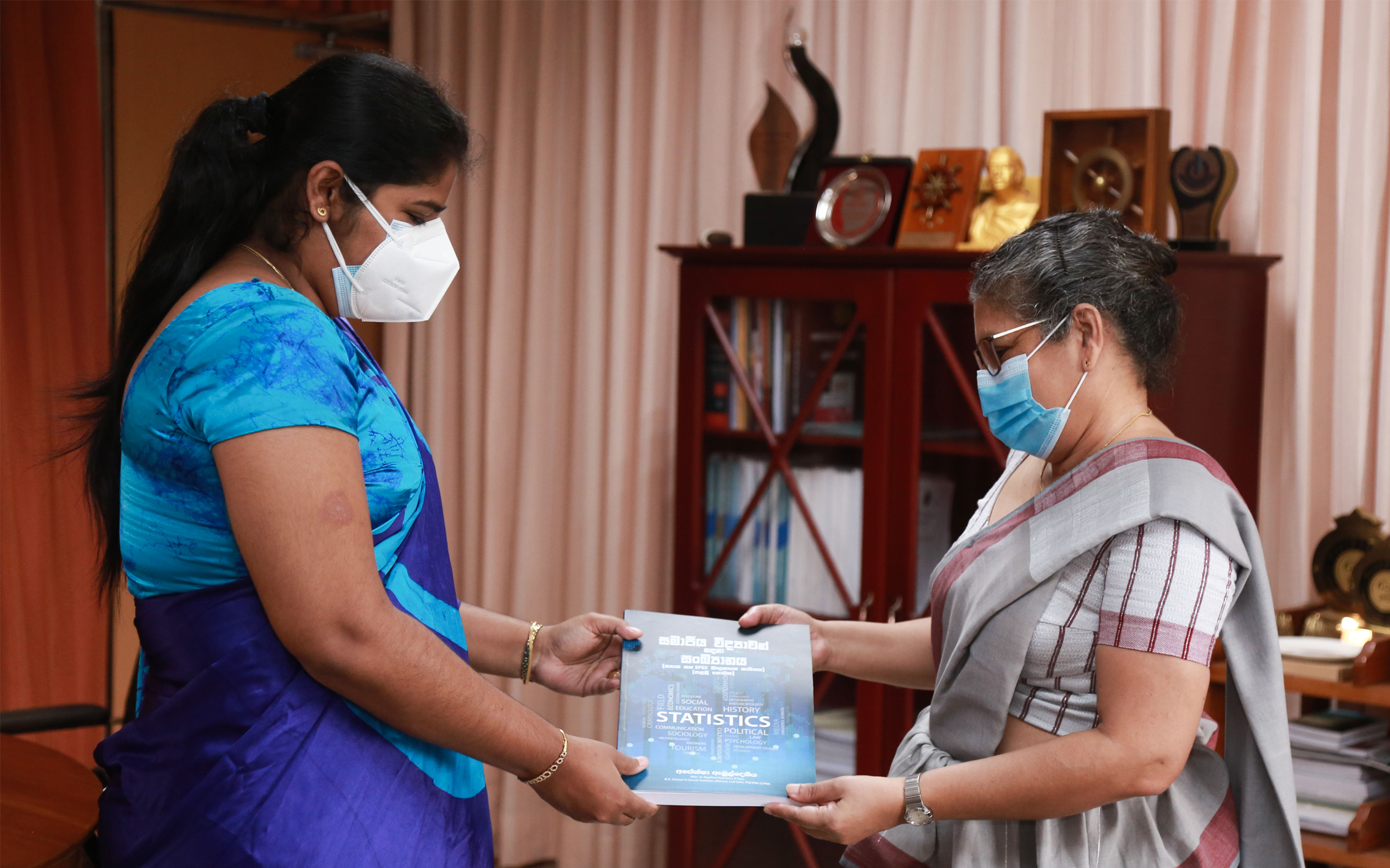 Book Launch: “Samajiya Vidyavan Sandaha Sankhyanaya