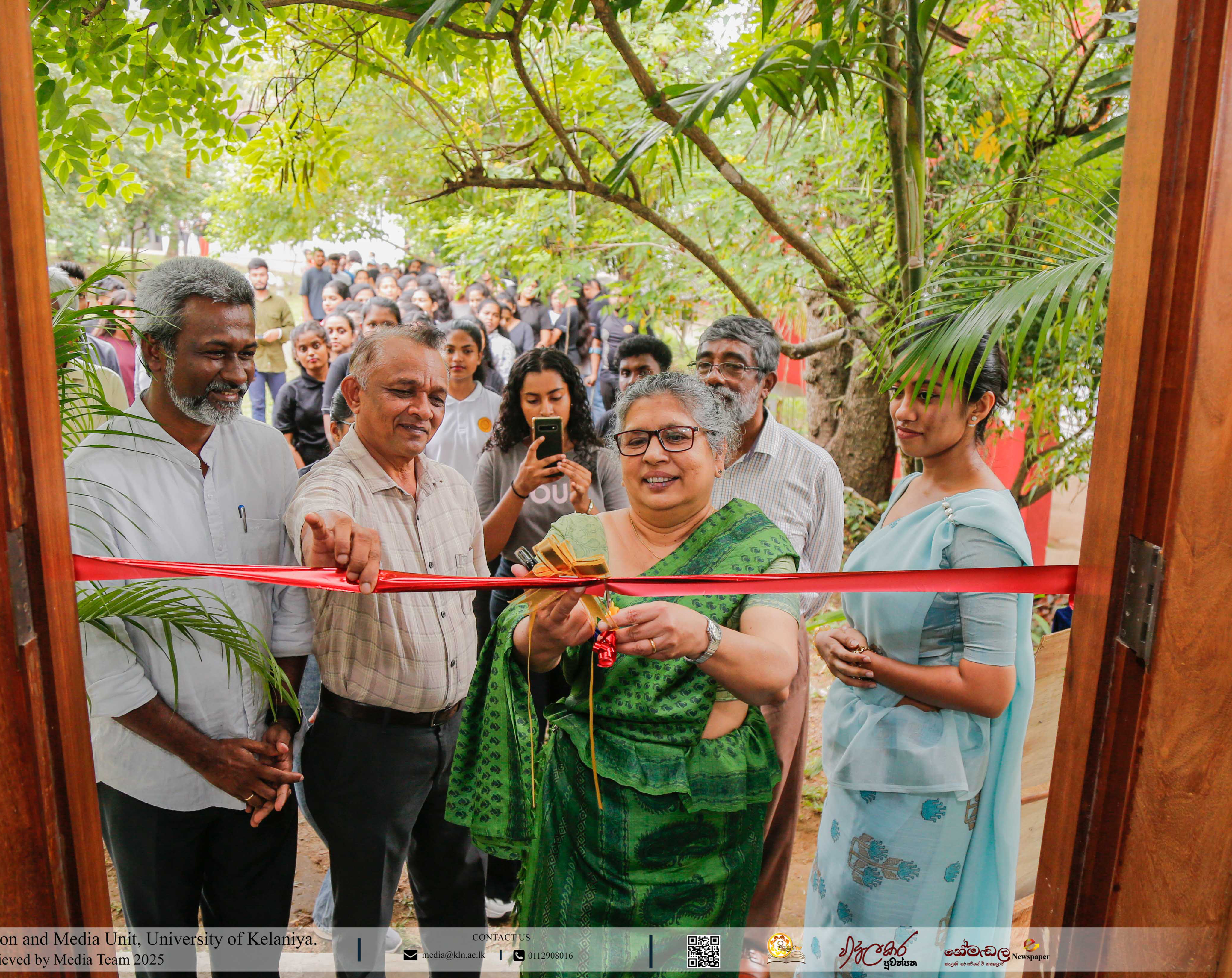 The Opening of “Ālambana” Photography Exhibition for the Seventh Time 